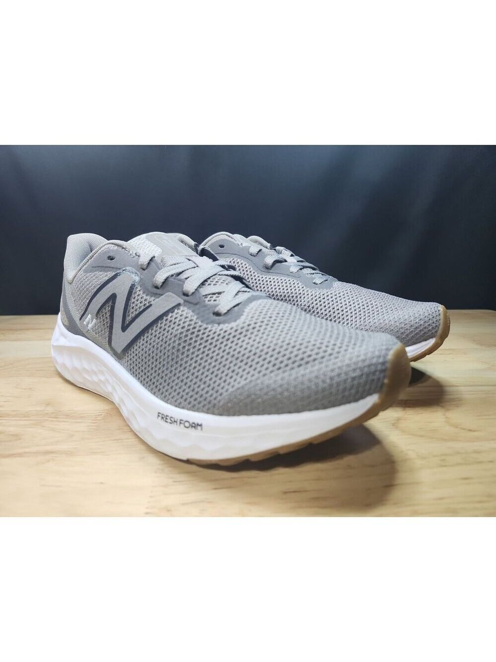 new balance fresh foam arishi v4 size 8M 9.5W